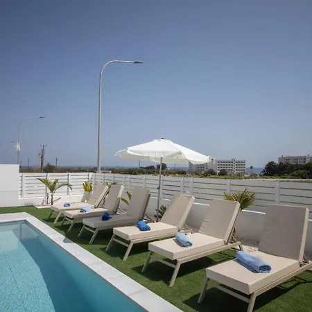 Walk To Protaras Center & Beach- Your Dream Escape, Blue Island Villa Exterior photo