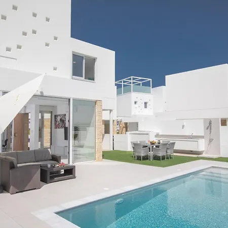 Walk To Protaras Center & Beach- Your Dream Escape, Blue Island Villa Exterior photo